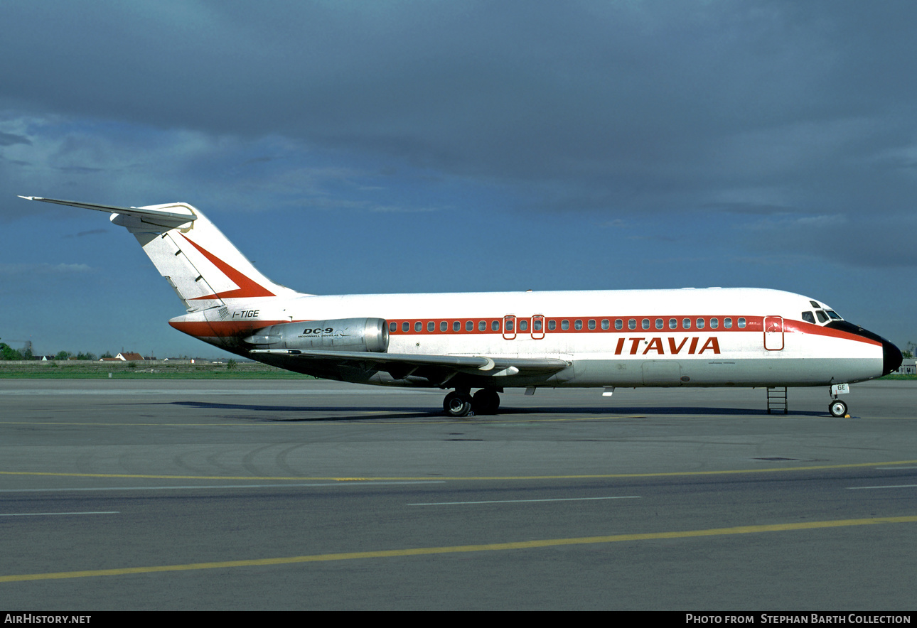 Aircraft Photo of I-TIGE | Douglas DC-9-15 | Itavia | AirHistory.net #380621