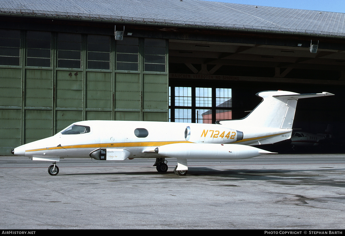 Aircraft Photo of N72442 | Lear Jet 24 | AirHistory.net #380622