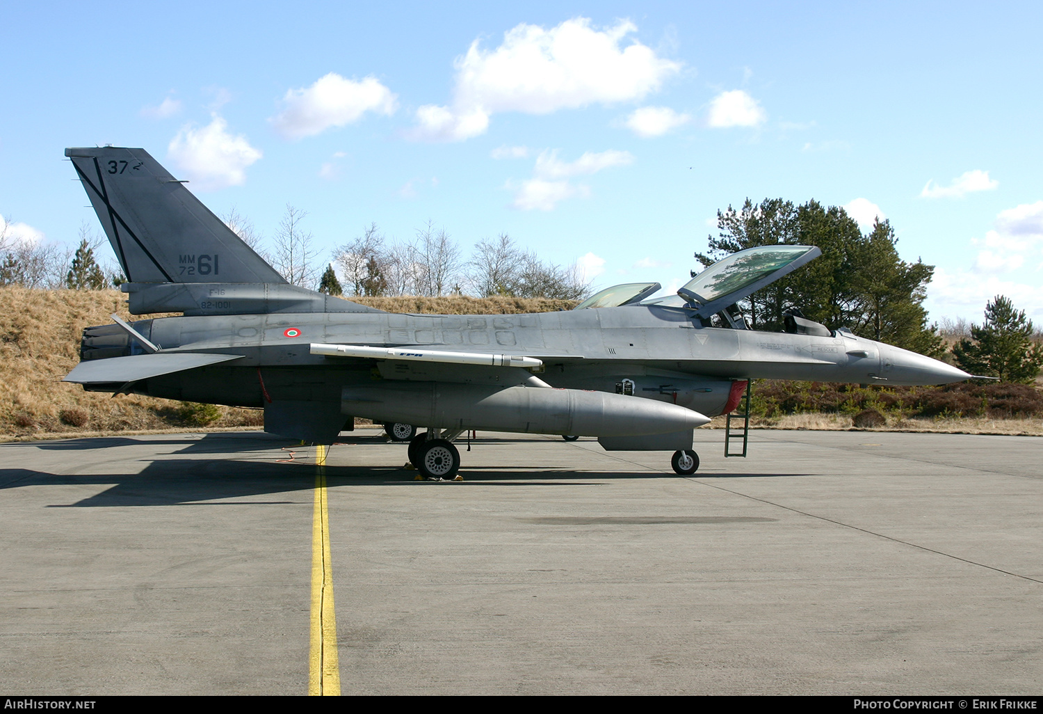 Aircraft Photo of MM7261 / 72-61 | General Dynamics F-16A/ADF Fighting Falcon | Italy - Air Force | AirHistory.net #380646