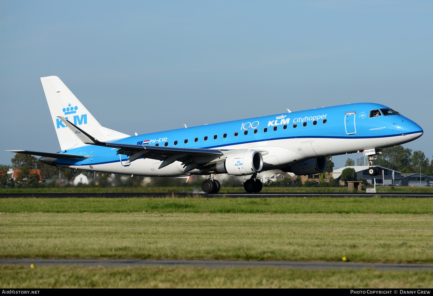 Aircraft Photo of PH-EXO | Embraer 175STD (ERJ-170-200STD) | KLM Cityhopper | AirHistory.net #380737