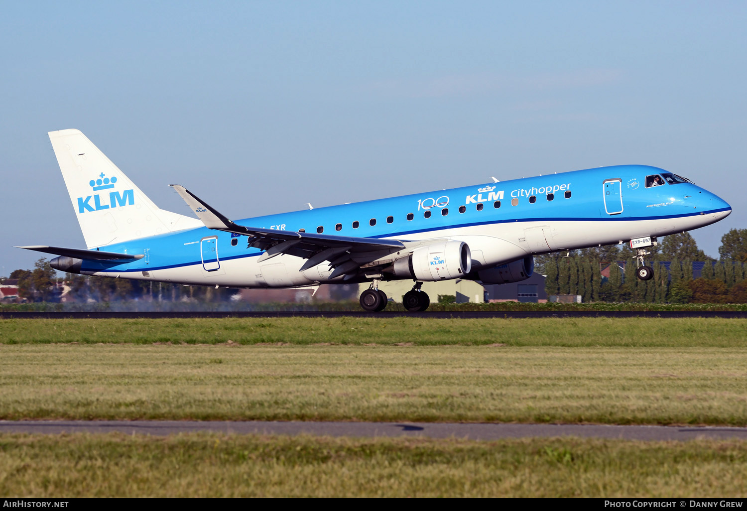 Aircraft Photo of PH-EXR | Embraer 175STD (ERJ-170-200STD) | KLM Cityhopper | AirHistory.net #380763