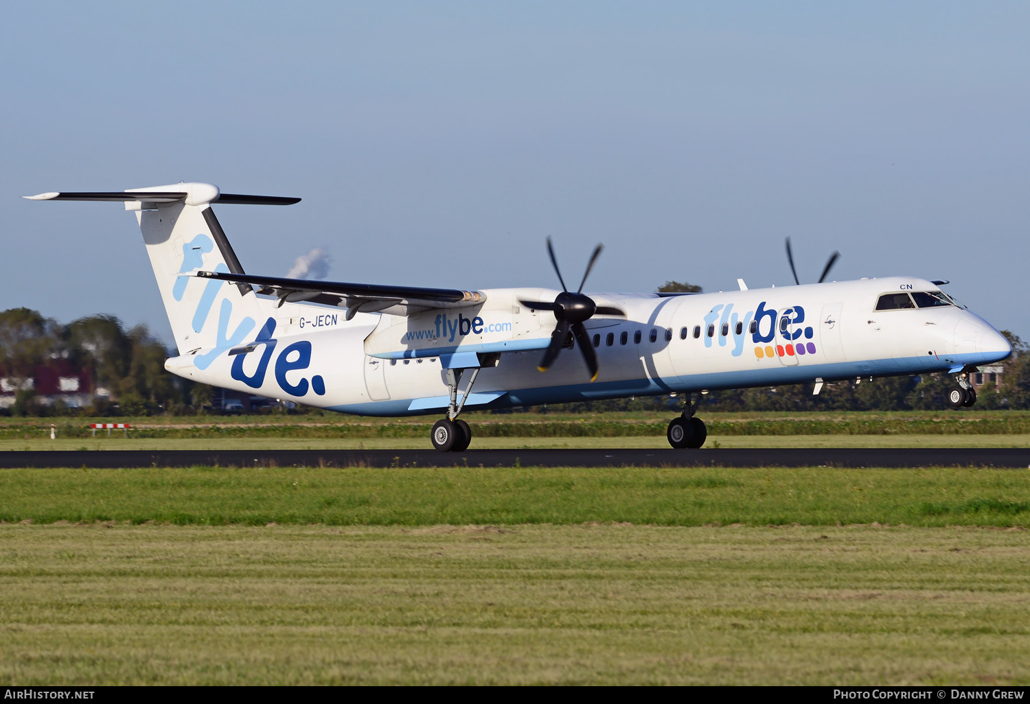 Aircraft Photo of G-JECN | Bombardier DHC-8-402 Dash 8 | Flybe | AirHistory.net #380764