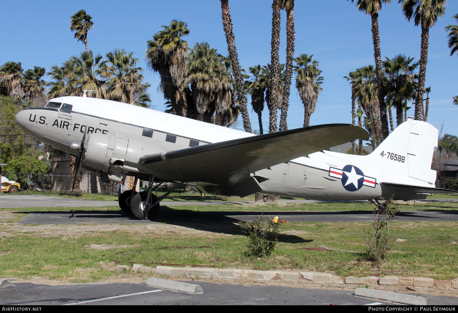 Aircraft Photo of 44-76588 / 4-76588 | Douglas C-47D Skytrain | USA - Air Force | AirHistory.net #380934