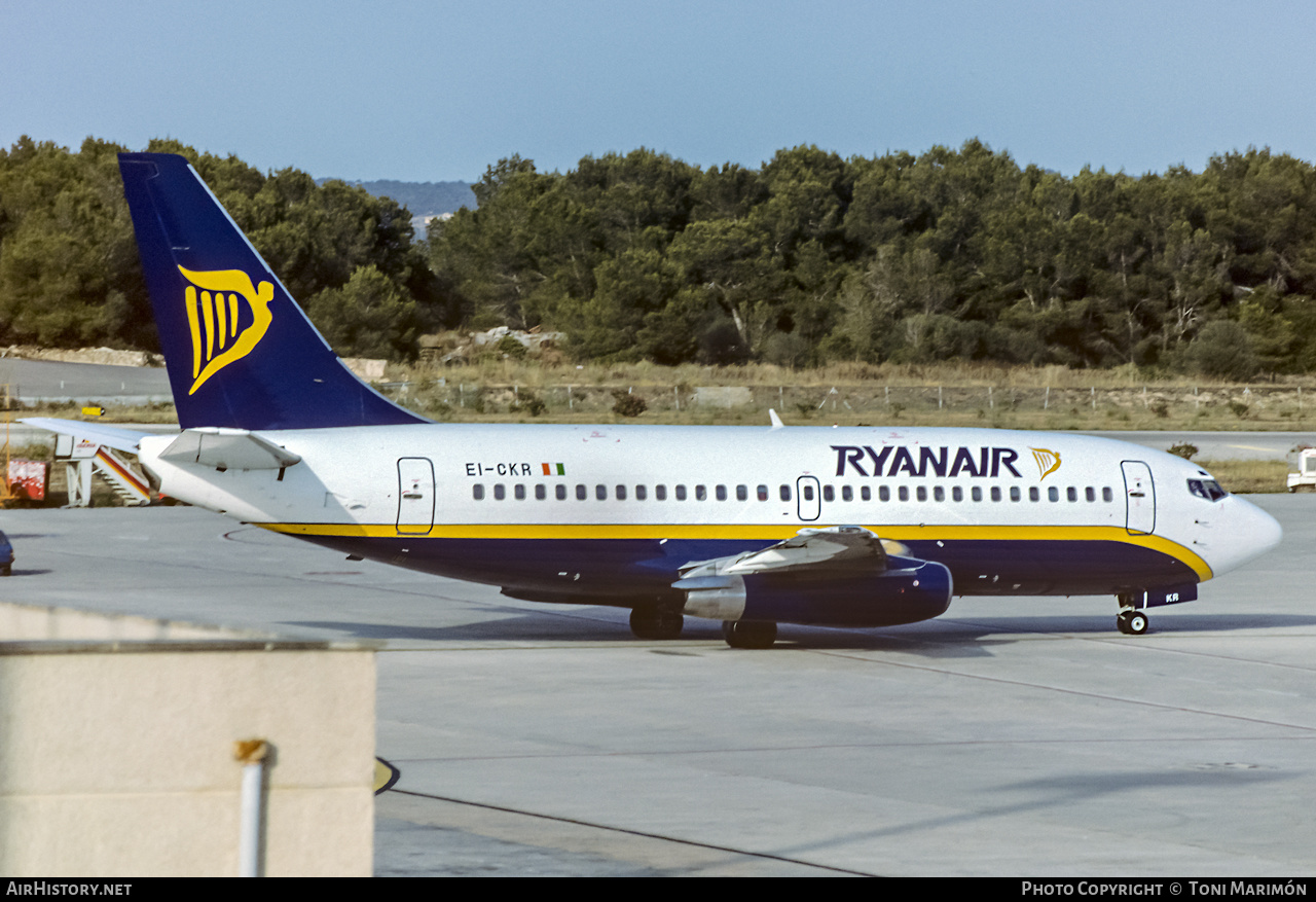 Aircraft Photo of EI-CKR | Boeing 737-2K2/Adv | Ryanair | AirHistory.net #381020