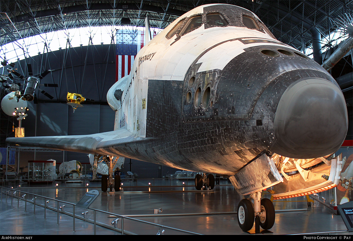 Aircraft Photo of OV-103 | Rockwell Space Shuttle | NASA - National Aeronautics and Space Administration | AirHistory.net #381132