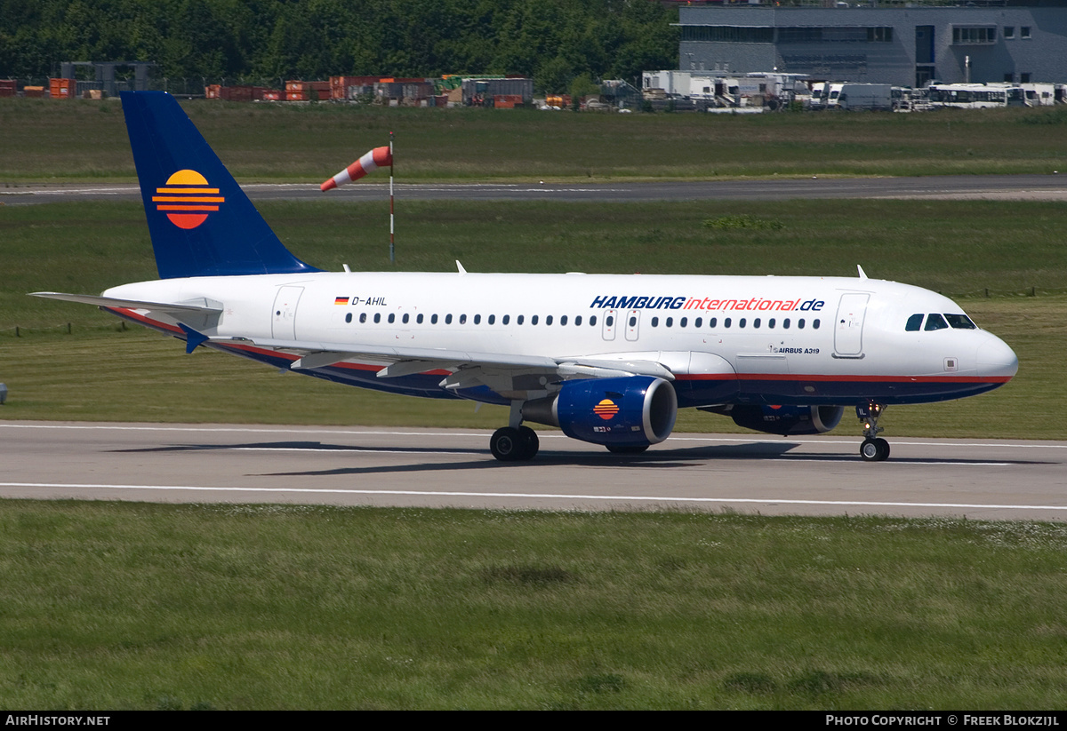 Aircraft Photo of D-AHIL | Airbus A319-112 | Hamburg International | AirHistory.net #381181