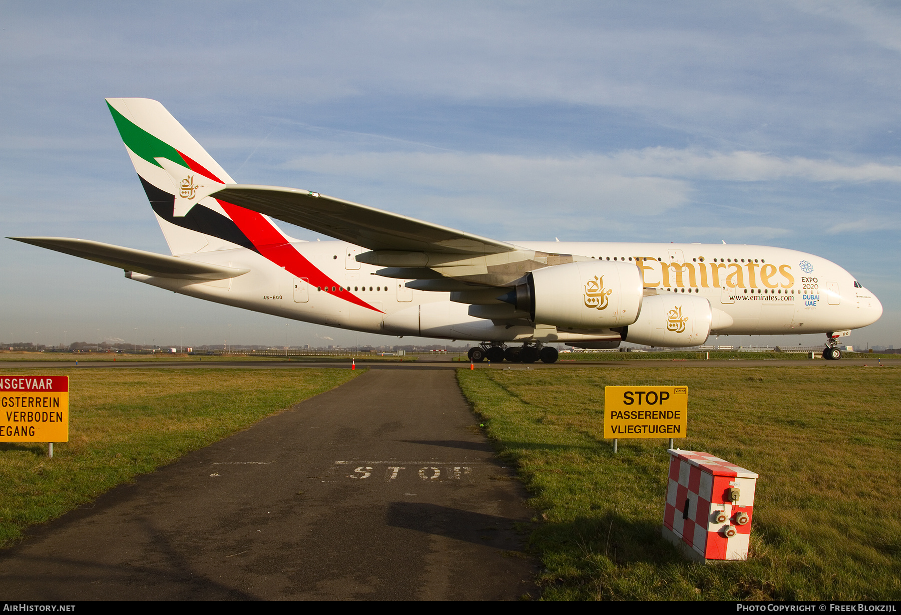 Aircraft Photo of A6-EOO | Airbus A380-861 | Emirates | AirHistory.net #381231