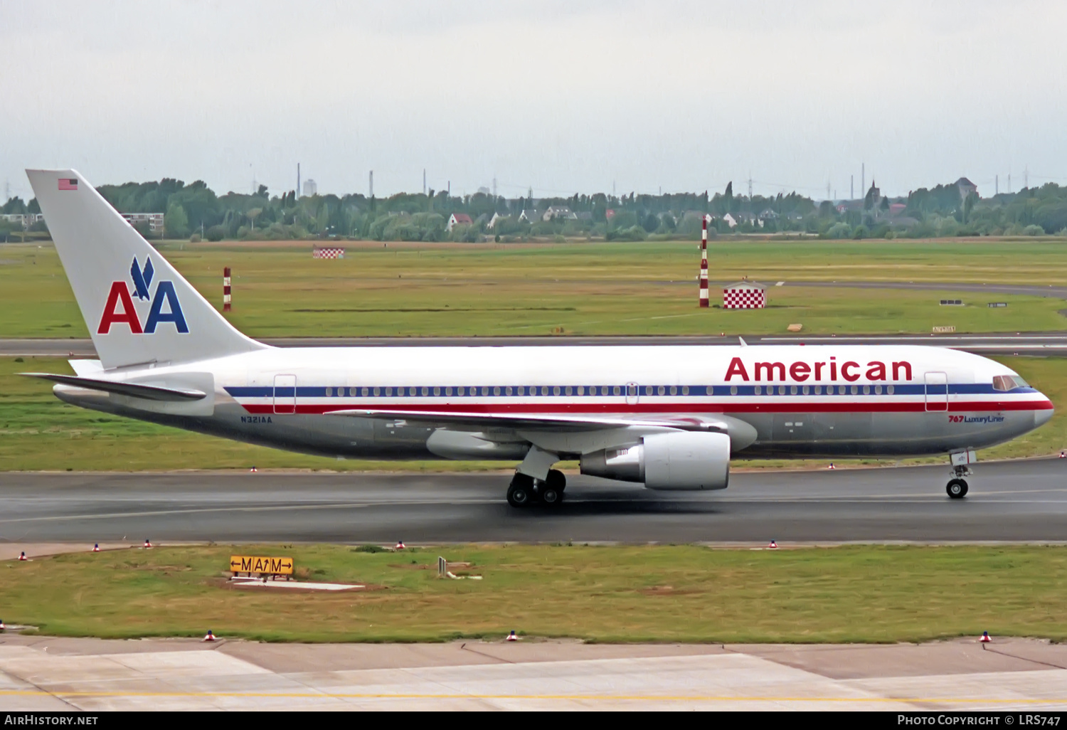 Aircraft Photo of N321AA | Boeing 767-223(ER) | American Airlines | AirHistory.net #381336