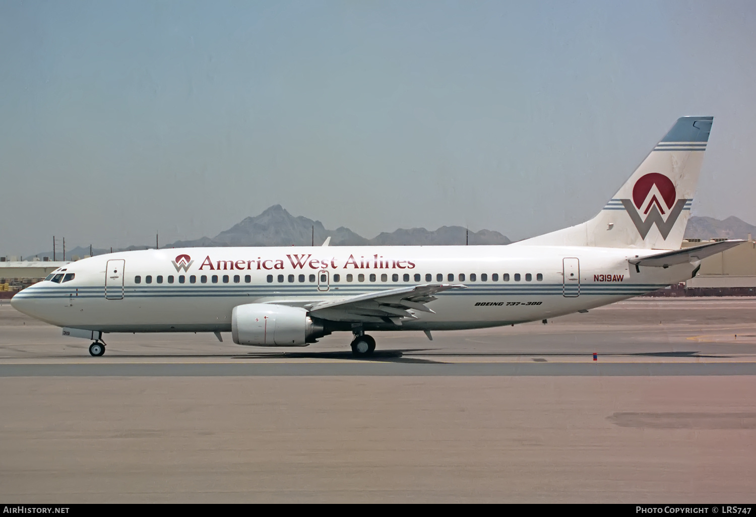 Aircraft Photo of N319AW | Boeing 737-3T0 | America West Airlines | AirHistory.net #381344