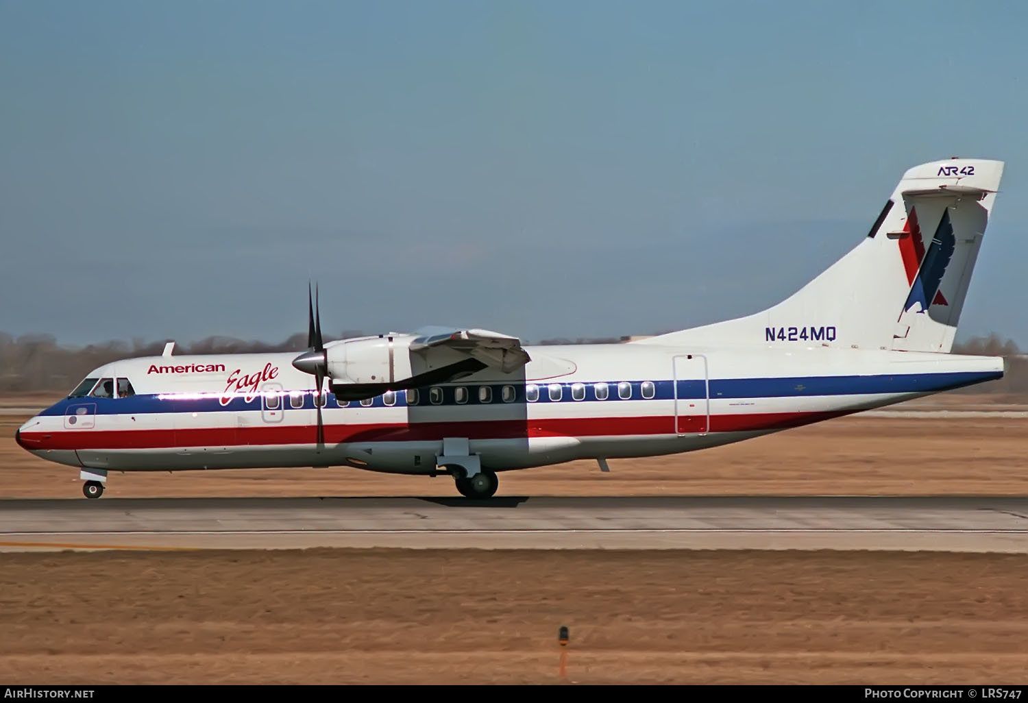 Aircraft Photo of N424MQ | ATR ATR-42-300 | American Eagle | AirHistory.net #381352