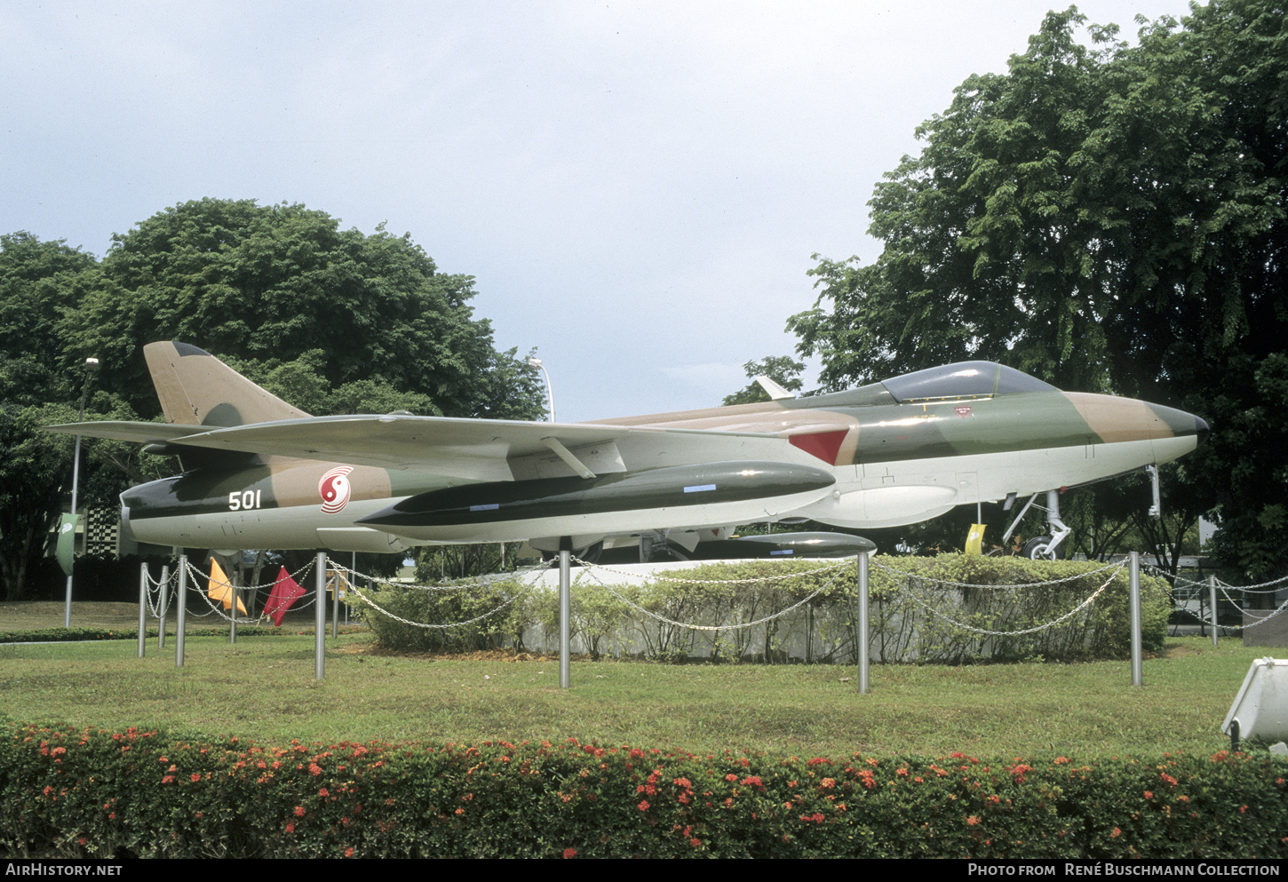 Aircraft Photo of 501 | Hawker Hunter FGA74 | Singapore - Air Force | AirHistory.net #381369