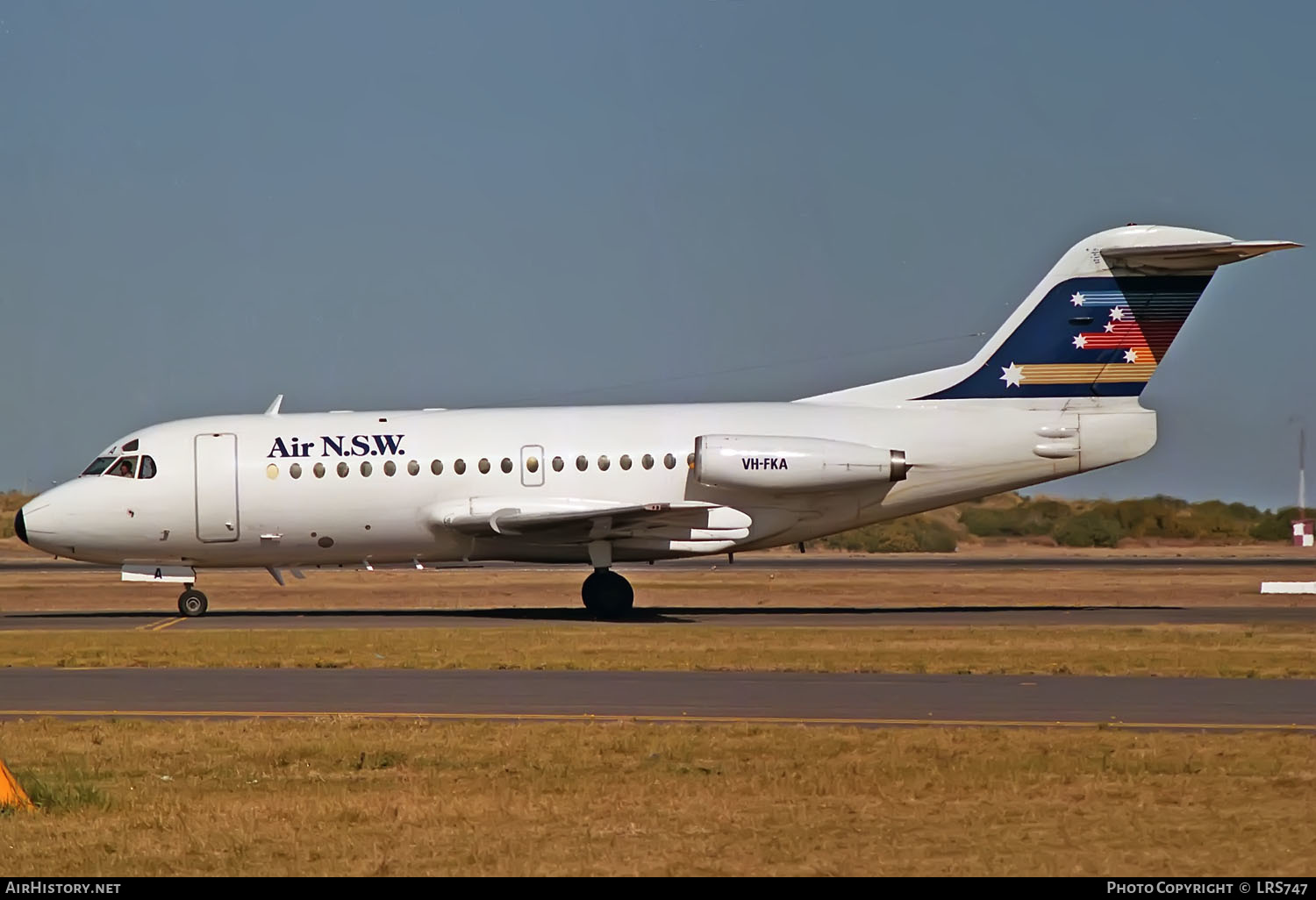 Aircraft Photo of VH-FKA | Fokker F28-1000 Fellowship | Air NSW | AirHistory.net #381373