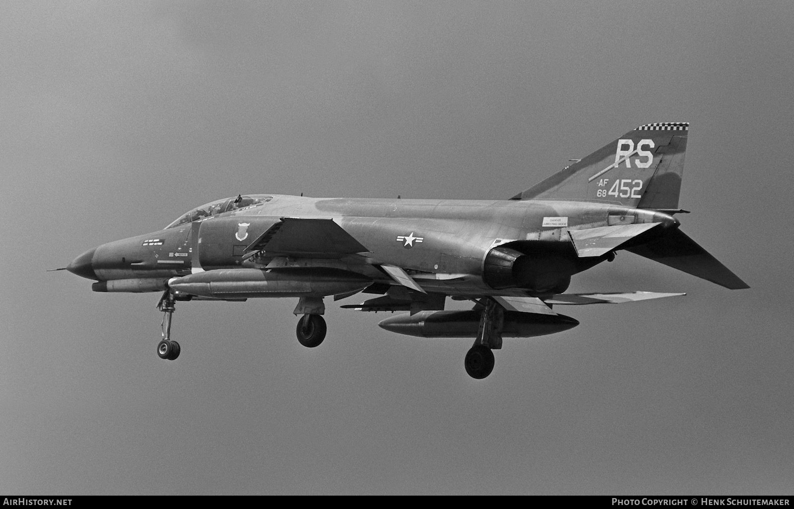 Aircraft Photo of 68-0452 / AF68-452 | McDonnell Douglas F-4E Phantom II | USA - Air Force | AirHistory.net #381385