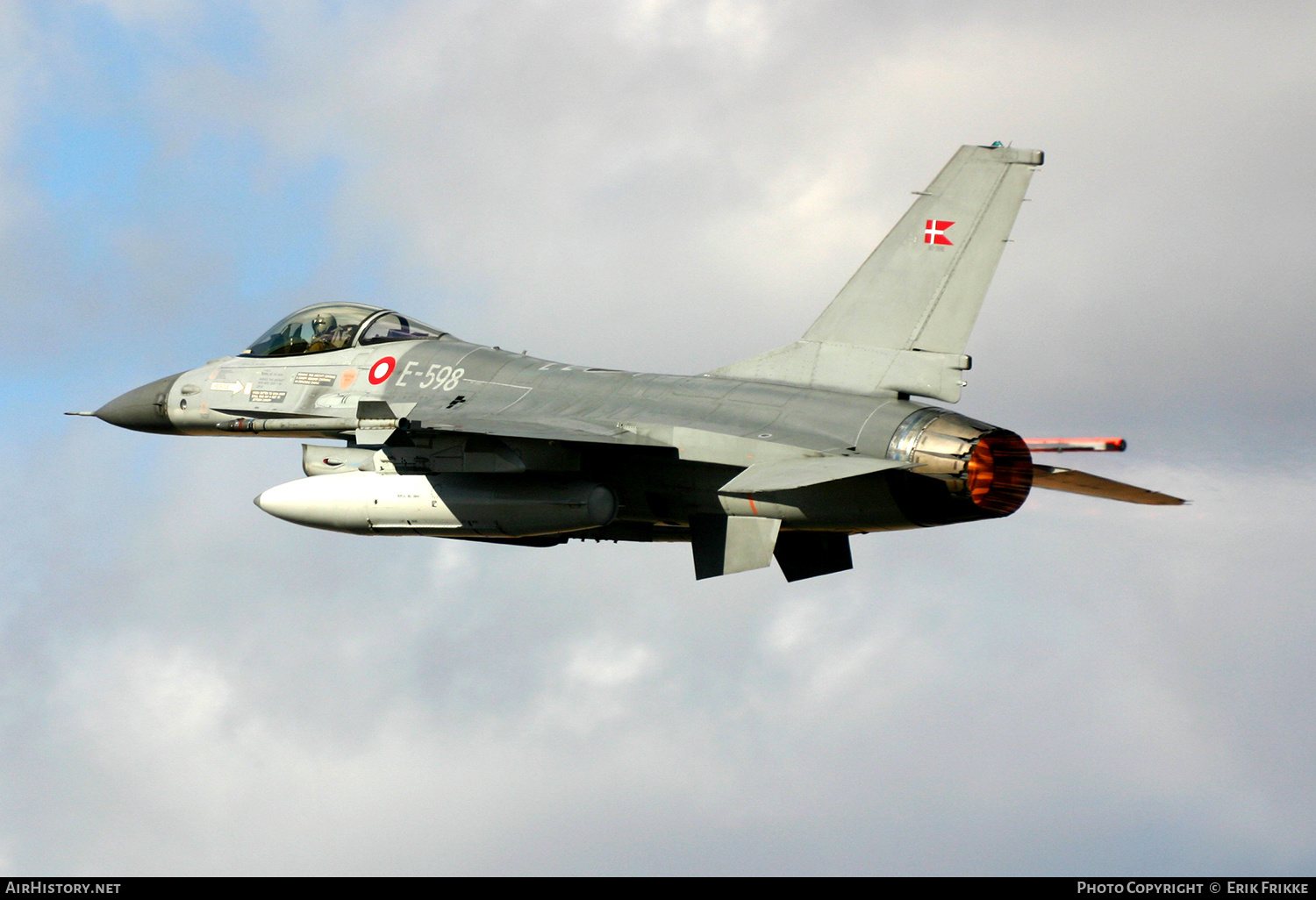 Aircraft Photo of E-598 | General Dynamics F-16AM Fighting Falcon | Denmark - Air Force | AirHistory.net #381438