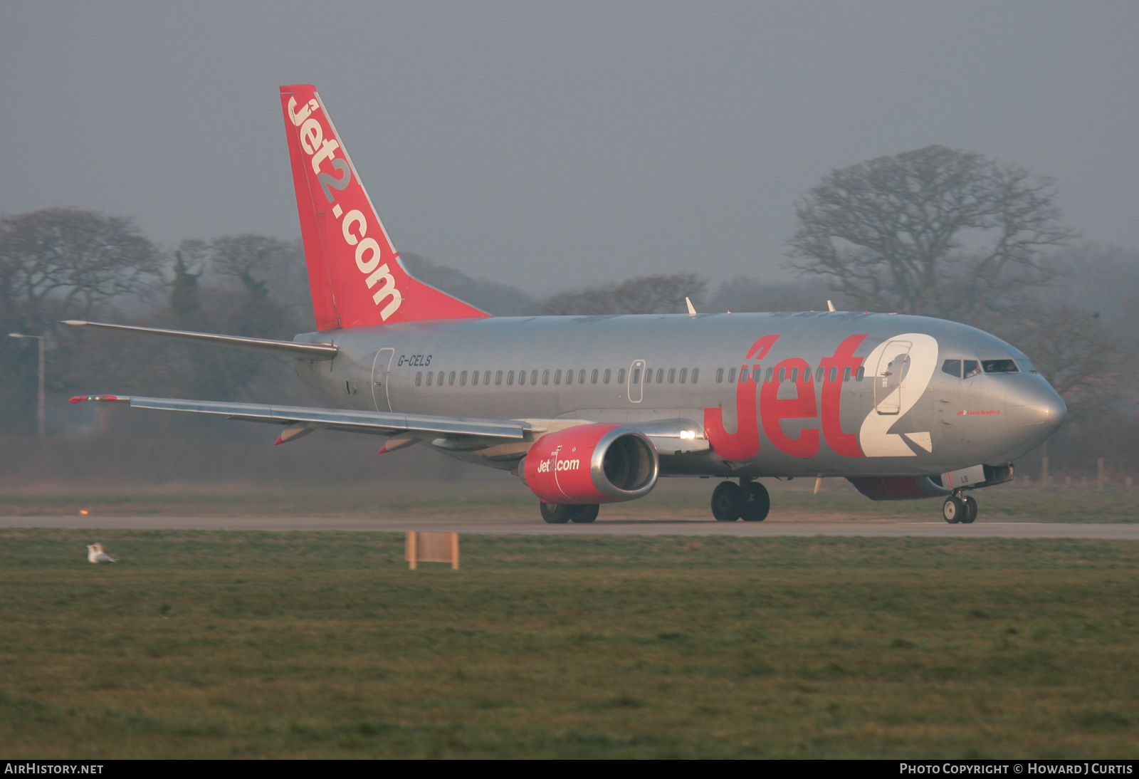 Aircraft Photo of G-CELS | Boeing 737-377 | Jet2 | AirHistory.net #381470