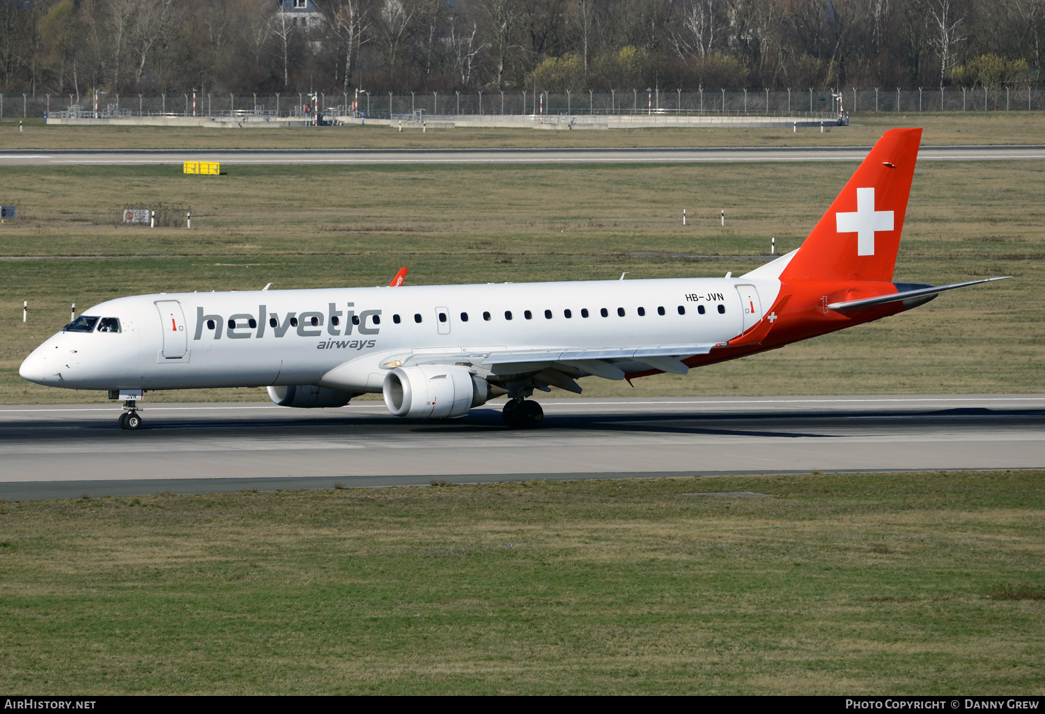 Aircraft Photo of HB-JVN | Embraer 190LR (ERJ-190-100LR) | Helvetic Airways | AirHistory.net #381554