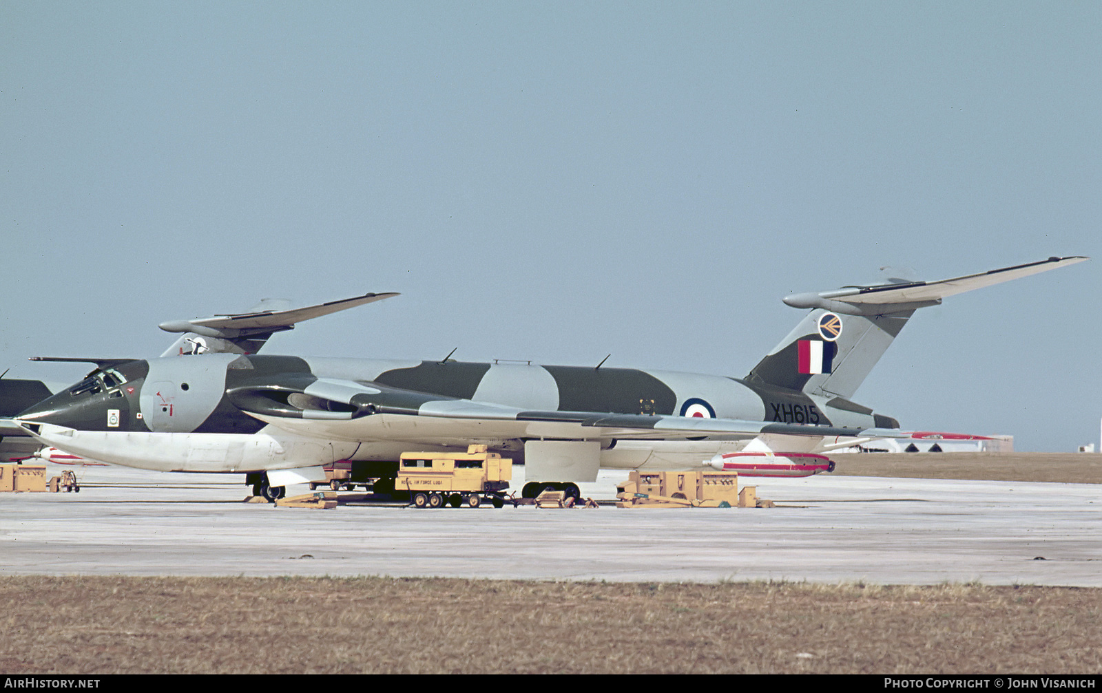 Aircraft Photo of XH615 | Handley Page HP-80 Victor K1A | UK - Air Force | AirHistory.net #381606