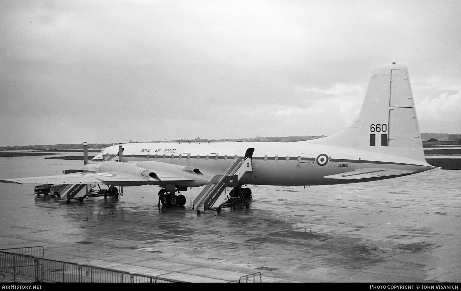 Aircraft Photo of XL660 | Bristol 175 Britannia C.1 (253) | UK - Air Force | AirHistory.net #381607