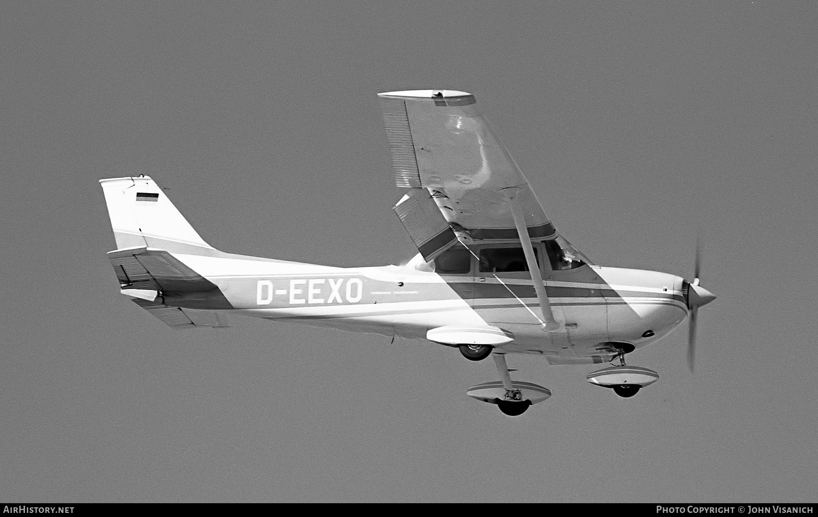 Aircraft Photo of D-EEXO | Reims FR172H Reims Rocket | AirHistory.net #381856
