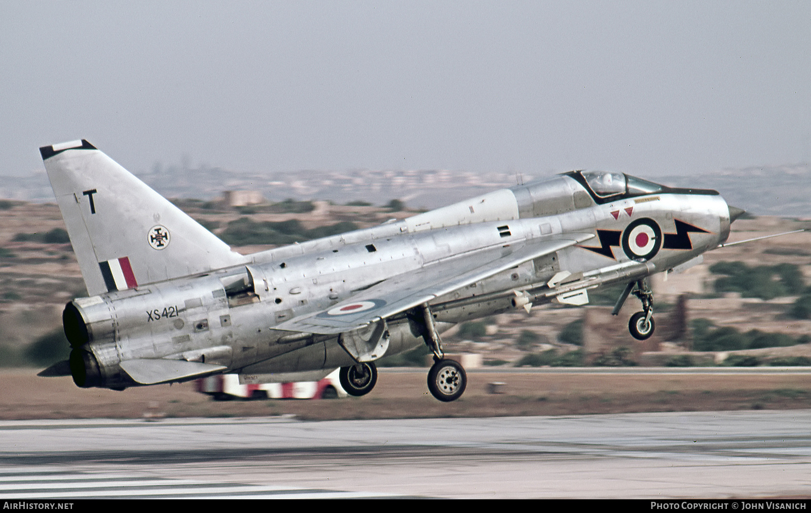 Aircraft Photo of XS421 | English Electric Lightning T5 | UK - Air Force | AirHistory.net #381857