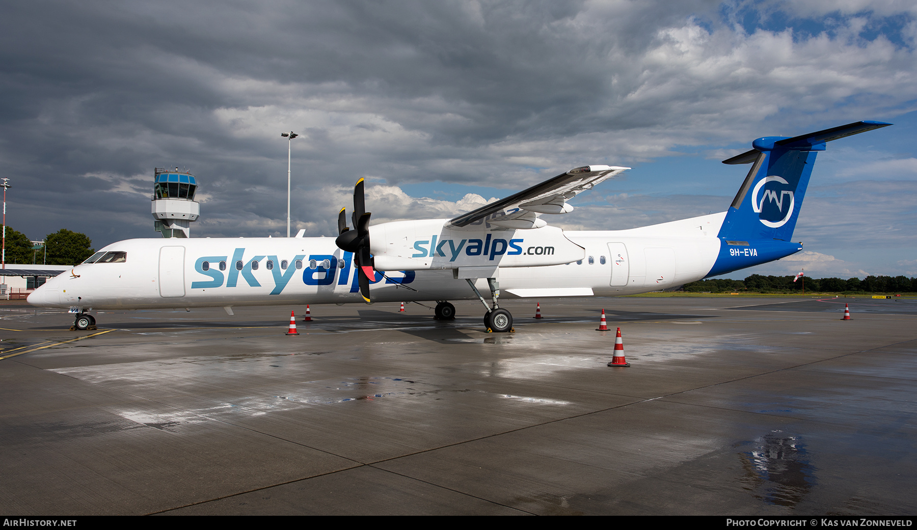 Aircraft Photo of 9H-EVA | Bombardier DHC-8-402 Dash 8 | SkyAlps | AirHistory.net #381864