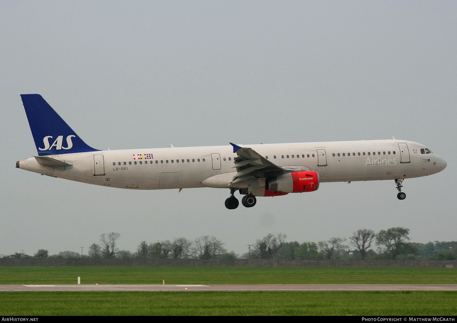 Aircraft Photo of LN-RKI | Airbus A321-232 | Scandinavian Airlines - SAS | AirHistory.net #382042