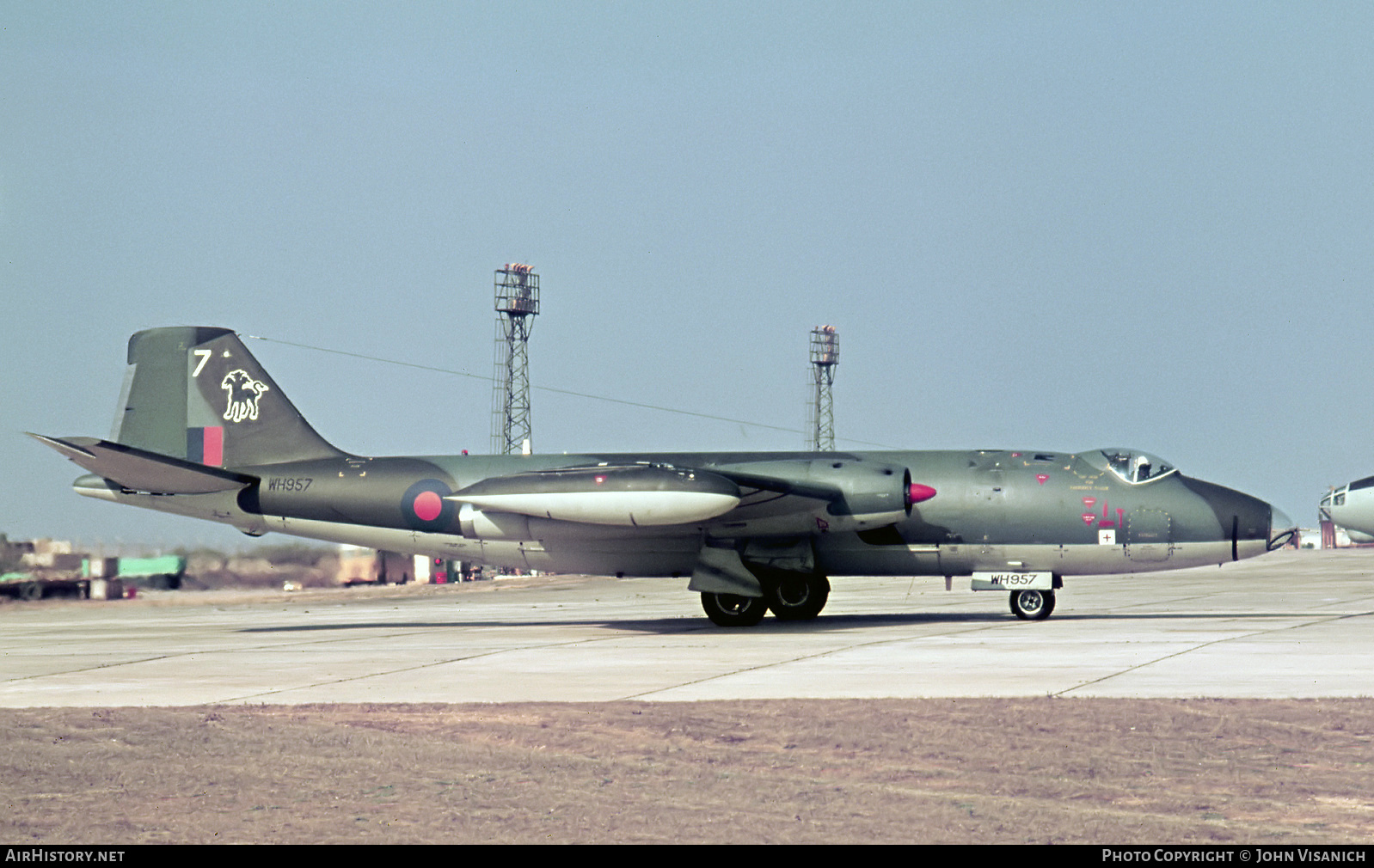 Aircraft Photo of WH957 | English Electric Canberra E15 | UK - Air Force | AirHistory.net #382070