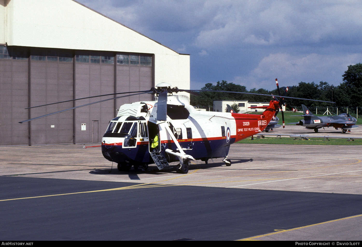 Aircraft Photo of ZG829 | Westland WS-61 Sea King Mk41 | UK - Air Force | AirHistory.net #382102