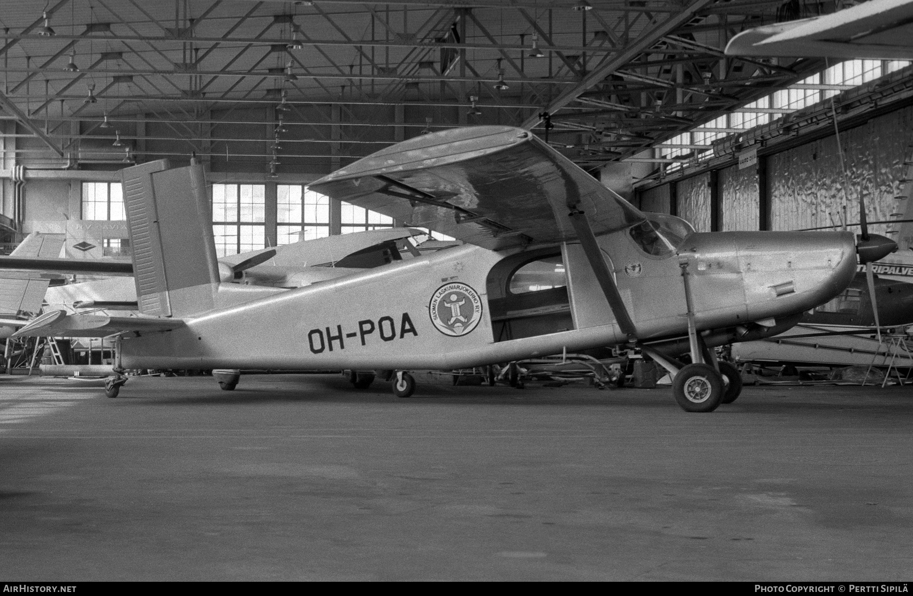 Aircraft Photo of OH-POA | Pilatus PC-6/340 Porter | Suomen Laskuvarjokerho | AirHistory.net #382127