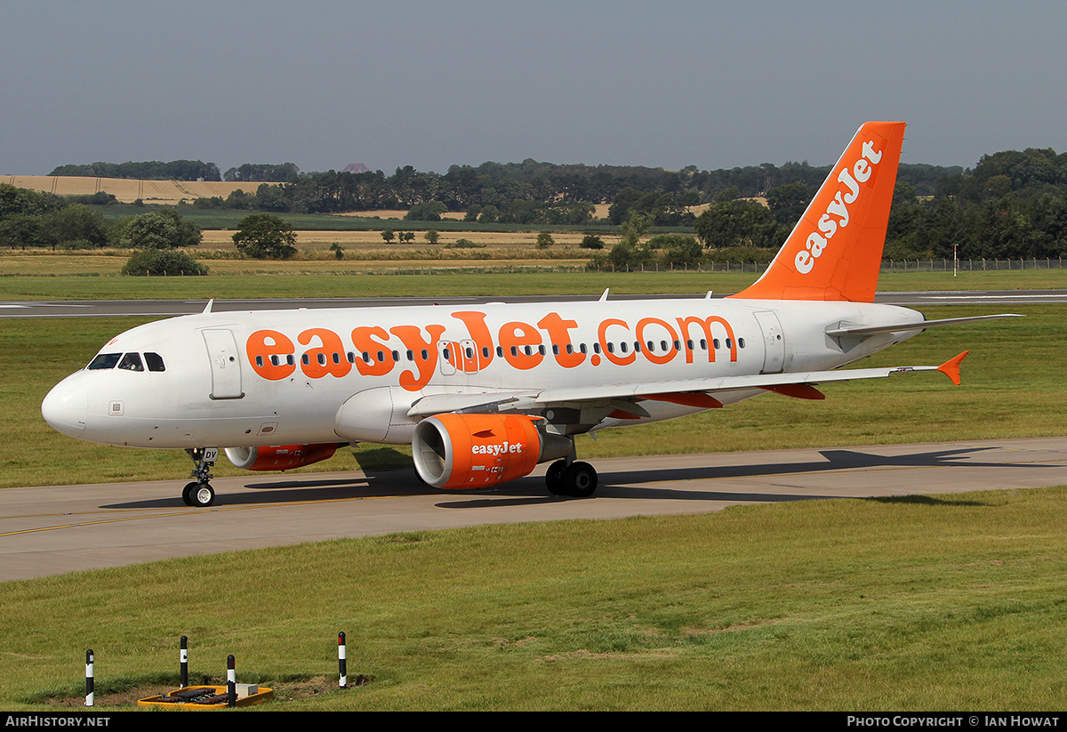 Aircraft Photo of G-EZDV | Airbus A319-111 | EasyJet | AirHistory.net #382171