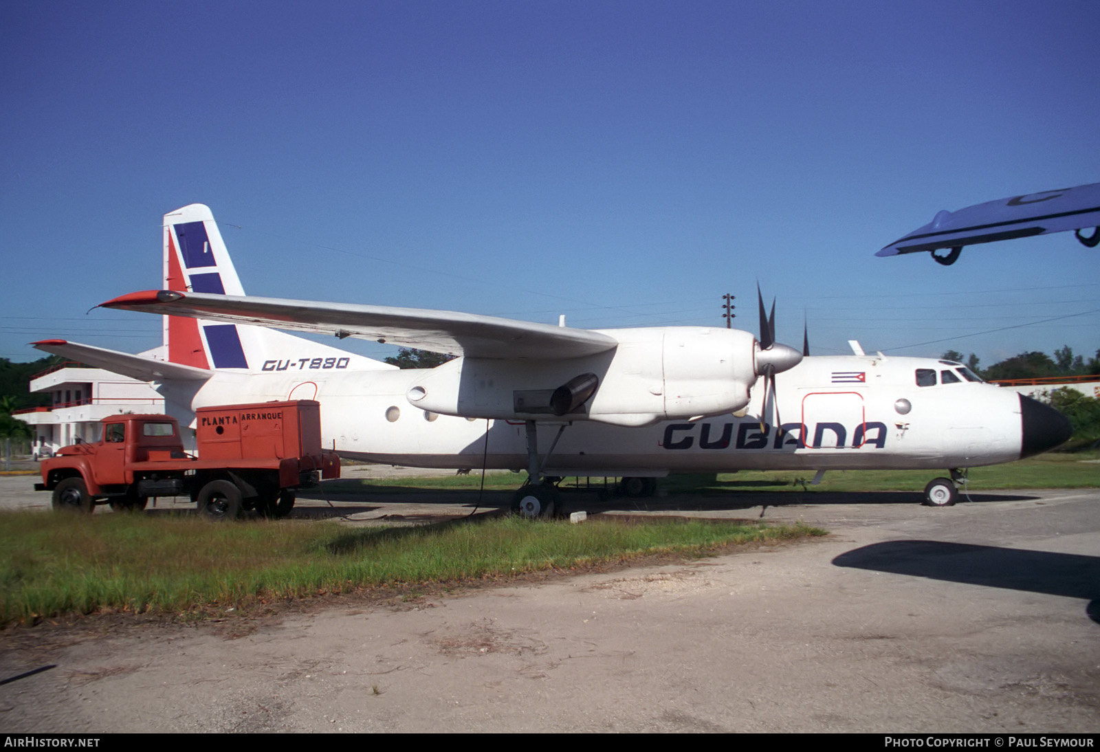 Aircraft Photo of CU-T880 | Antonov An-24V | Cubana | AirHistory.net #382176