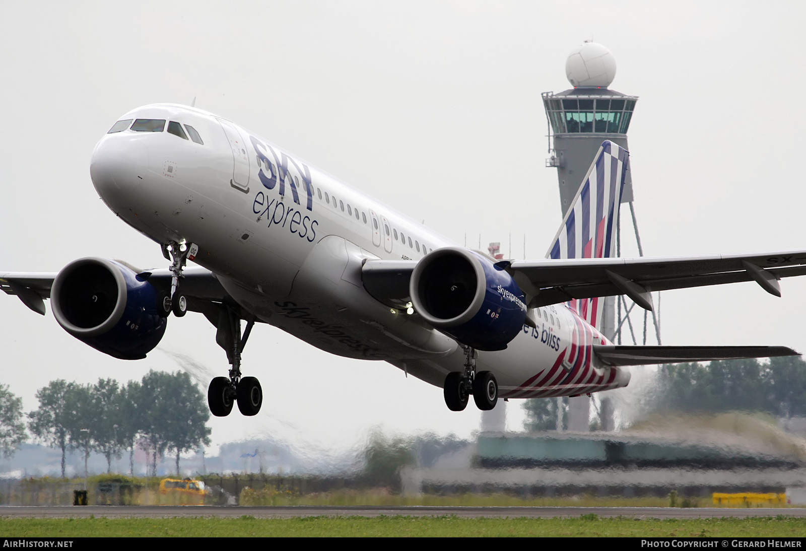 Aircraft Photo of SX-IOG | Airbus A320-251N | Sky Express | AirHistory.net #382188