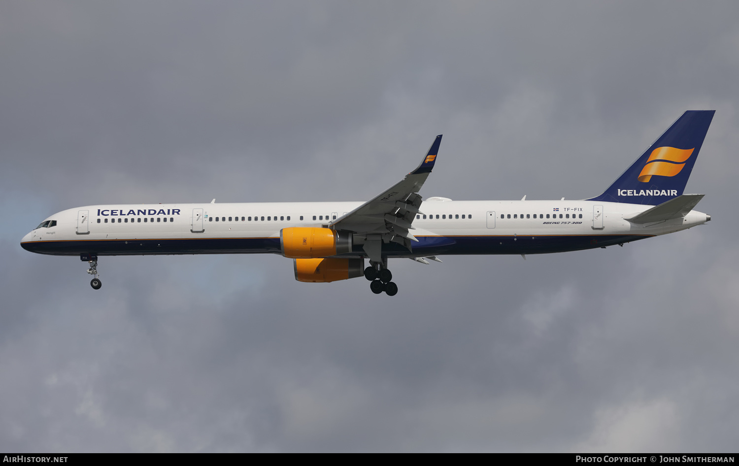 Aircraft Photo of TF-FIX | Boeing 757-308 | Icelandair | AirHistory.net #382195
