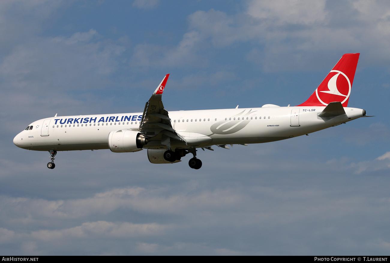 Aircraft Photo of TC-LSR | Airbus A321-271NX | Turkish Airlines | AirHistory.net #382224