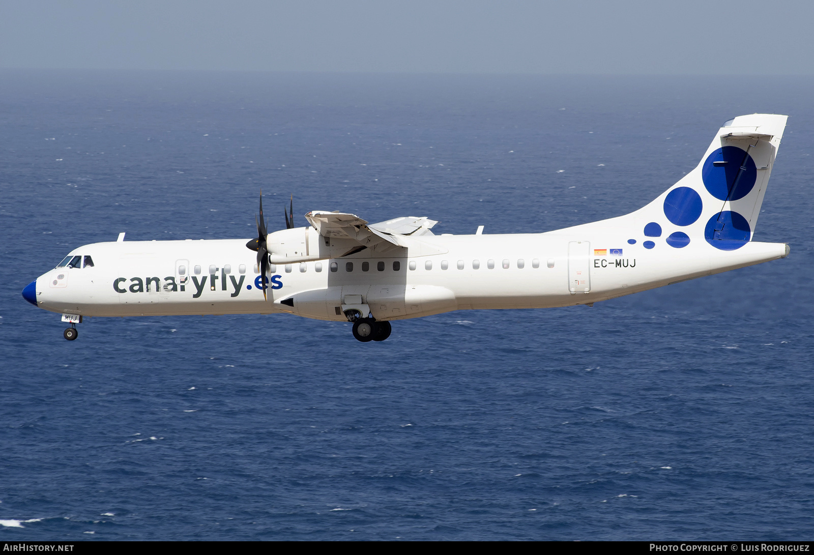 Aircraft Photo of EC-MUJ | ATR ATR-72-500 (ATR-72-212A) | Canaryfly | AirHistory.net #382240