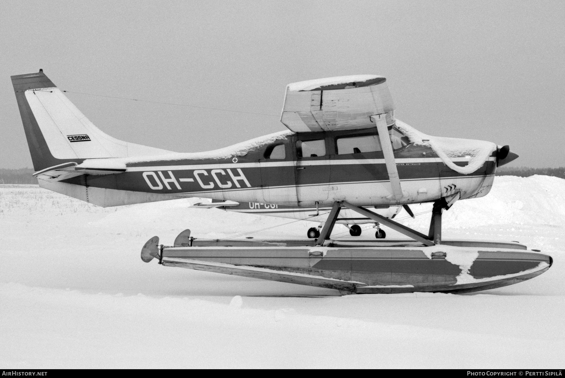 Aircraft Photo of OH-CCH | Cessna U206C Super Skywagon | AirHistory.net #382248