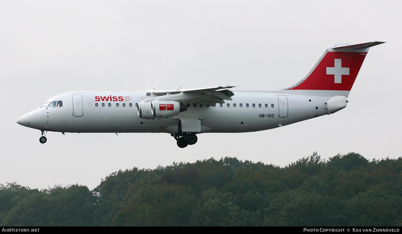 Aircraft Photo of HB-IXO | British Aerospace Avro 146-RJ100 | Swiss International Air Lines | AirHistory.net #382253