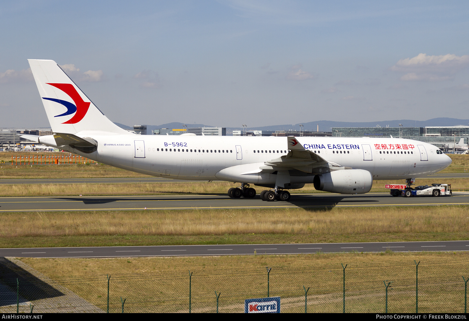 Aircraft Photo of B-5962 | Airbus A330-243 | China Eastern Airlines | AirHistory.net #382326