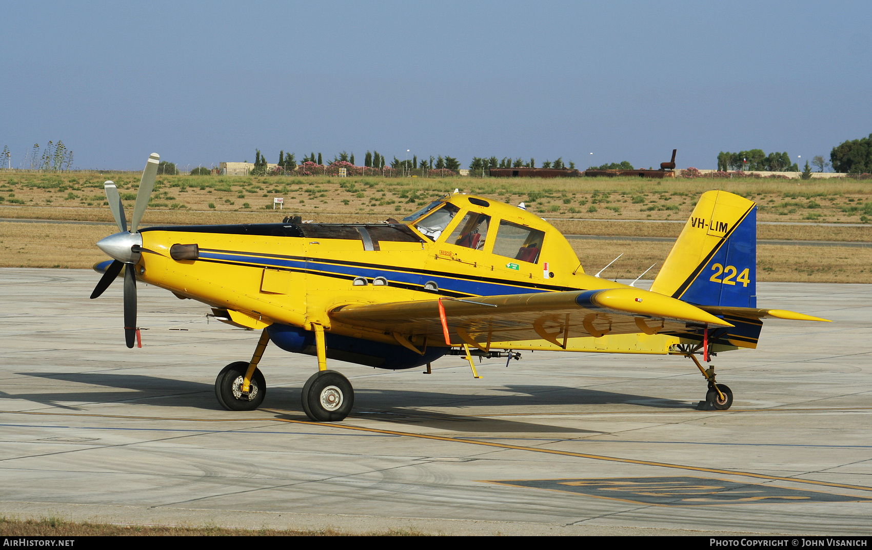 Aircraft Photo of VH-LIM | Air Tractor AT-802F (AT-802A) | AirHistory.net #382413