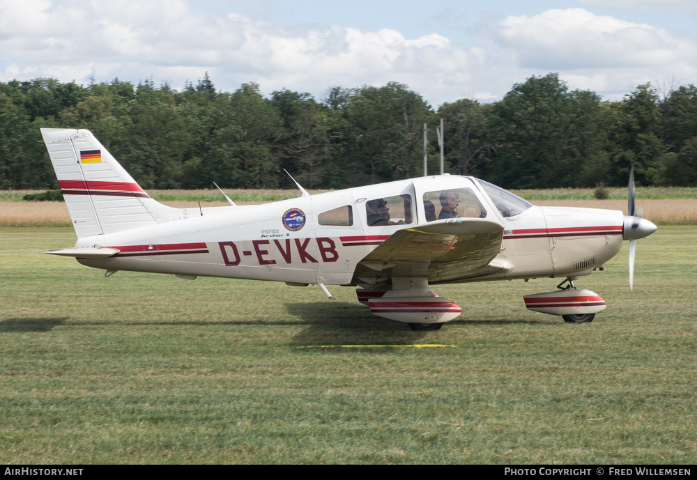 Aircraft Photo of D-EVKB | Piper PA-28-181 Archer II | AirHistory.net #382508