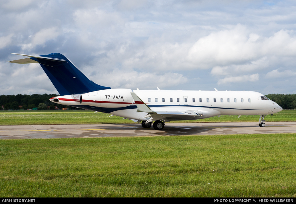 Aircraft Photo of T7-AAAA | Bombardier Global Express XRS (BD-700-1A10) | AirHistory.net #382518