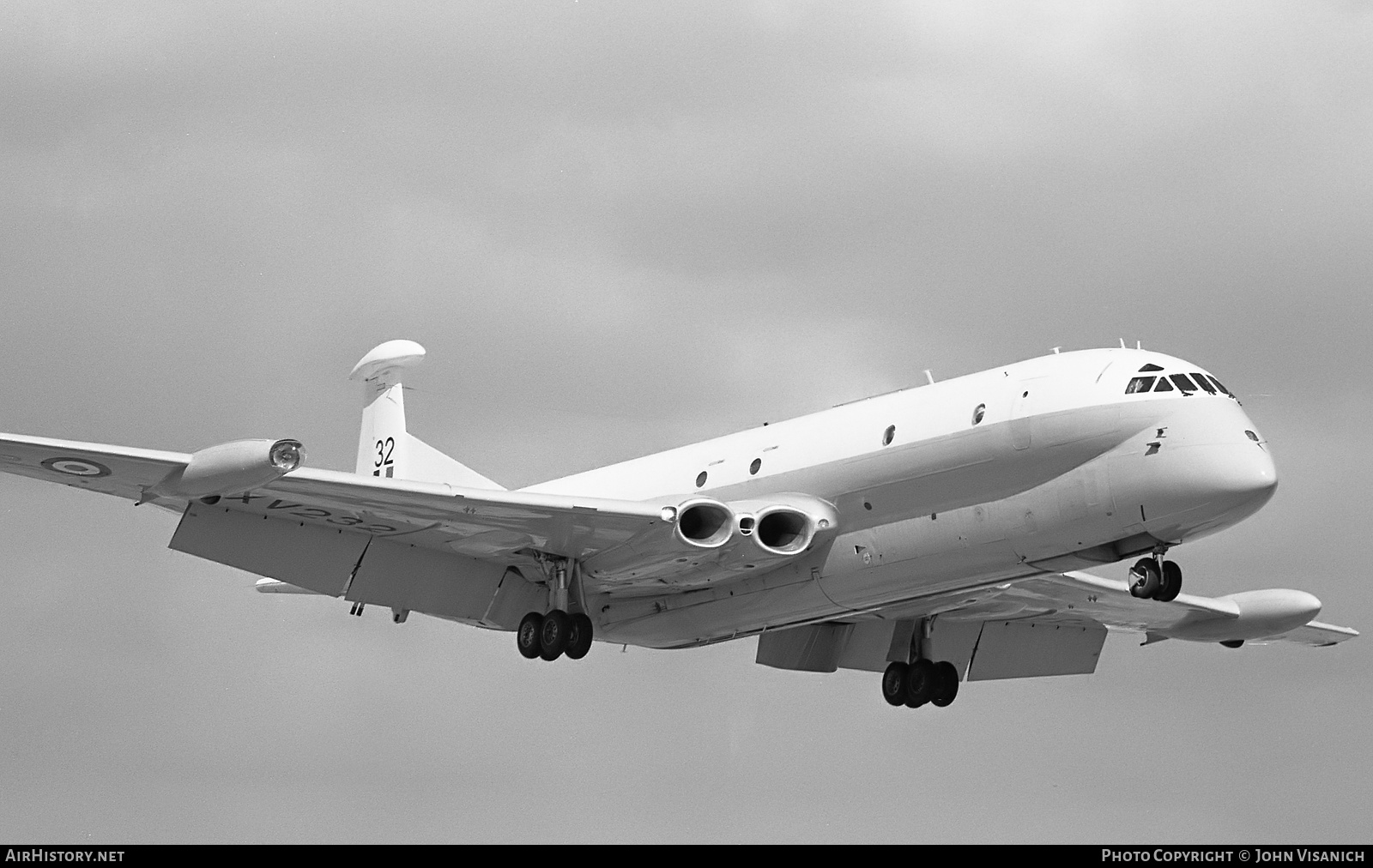 Aircraft Photo of XV232 | Hawker Siddeley HS-801 Nimrod MR.1 | UK - Air Force | AirHistory.net #382568