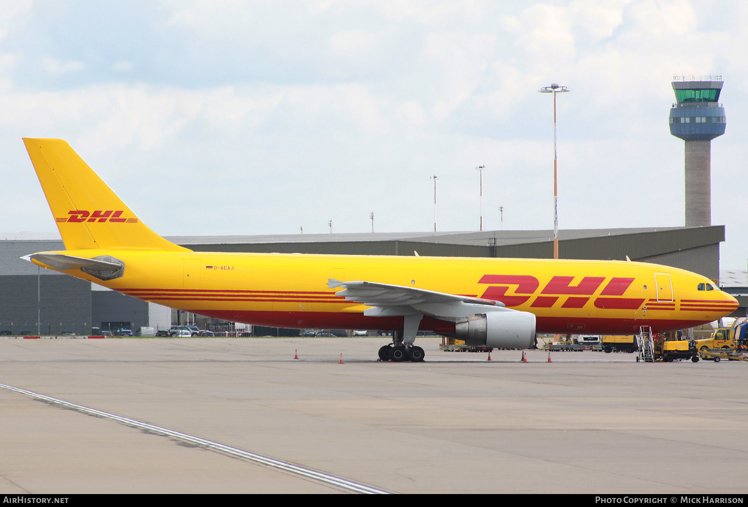 Aircraft Photo of D-AEAJ | Airbus A300F4-622R(F) | DHL International | AirHistory.net #382606