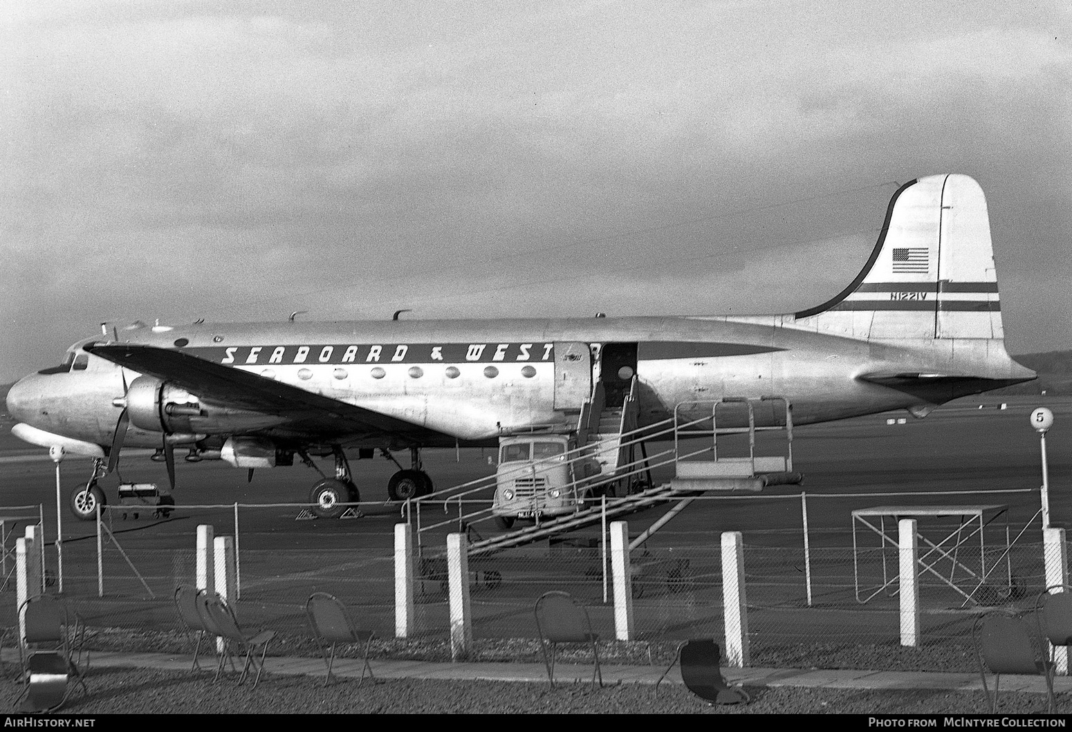 Aircraft Photo of N1221V | Douglas C-54A Skymaster | Seaboard & Western Airlines | AirHistory.net #382881