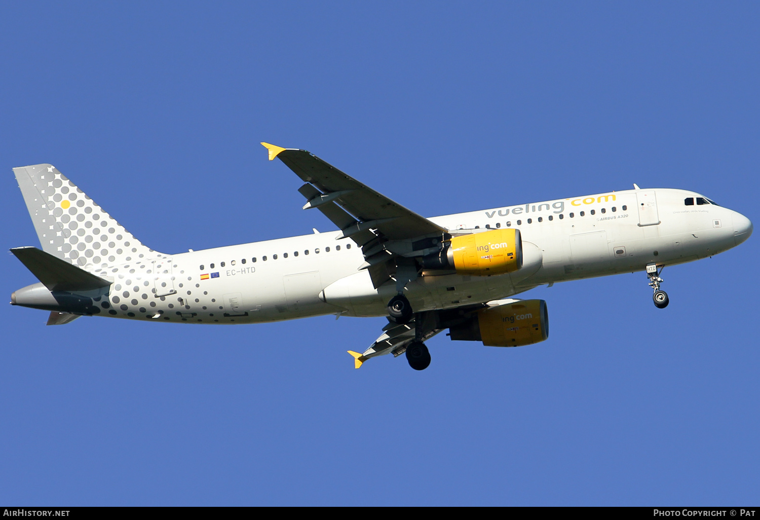 Aircraft Photo of EC-HTD | Airbus A320-214 | Vueling Airlines | AirHistory.net #382941