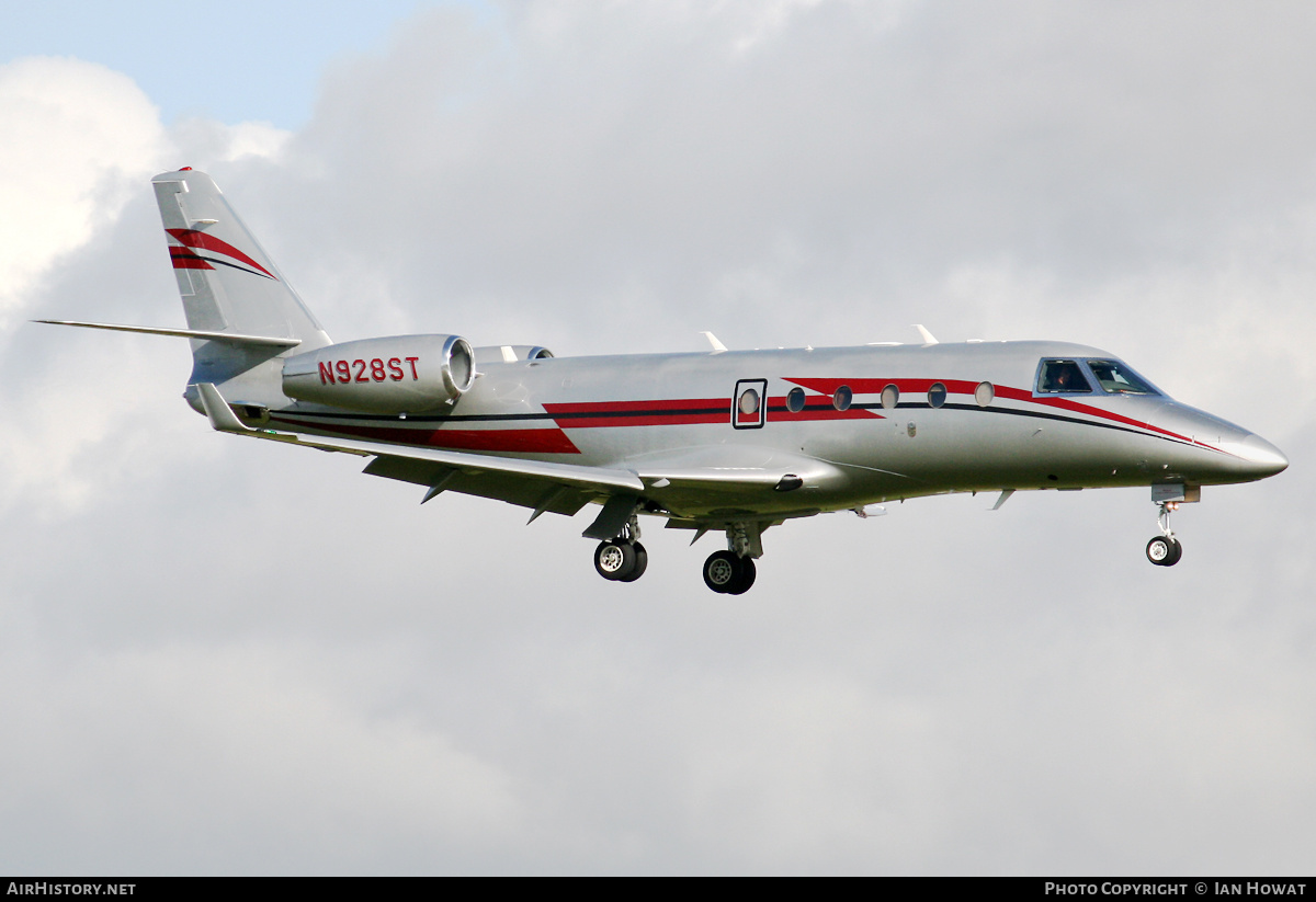 Aircraft Photo of N928ST | Gulfstream Aerospace G150 | AirHistory.net #382963