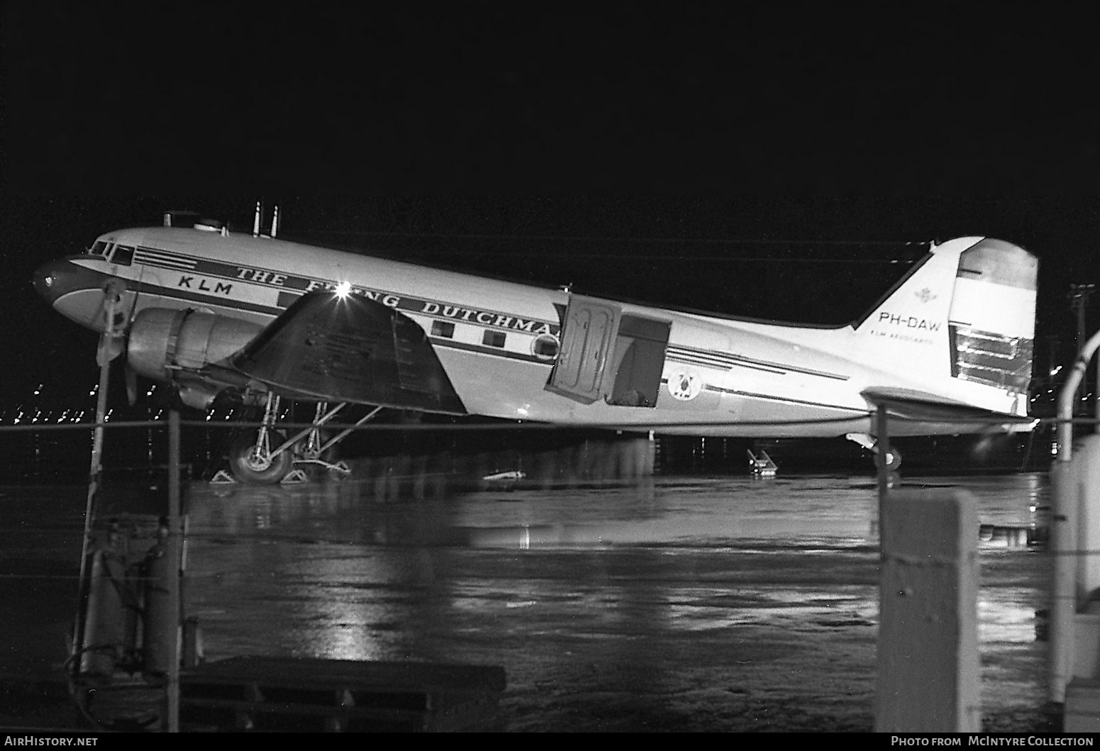 Aircraft Photo of PH-DAW | Douglas C-47A Dakota Mk.3 | KLM - Royal Dutch Airlines | AirHistory.net #382994