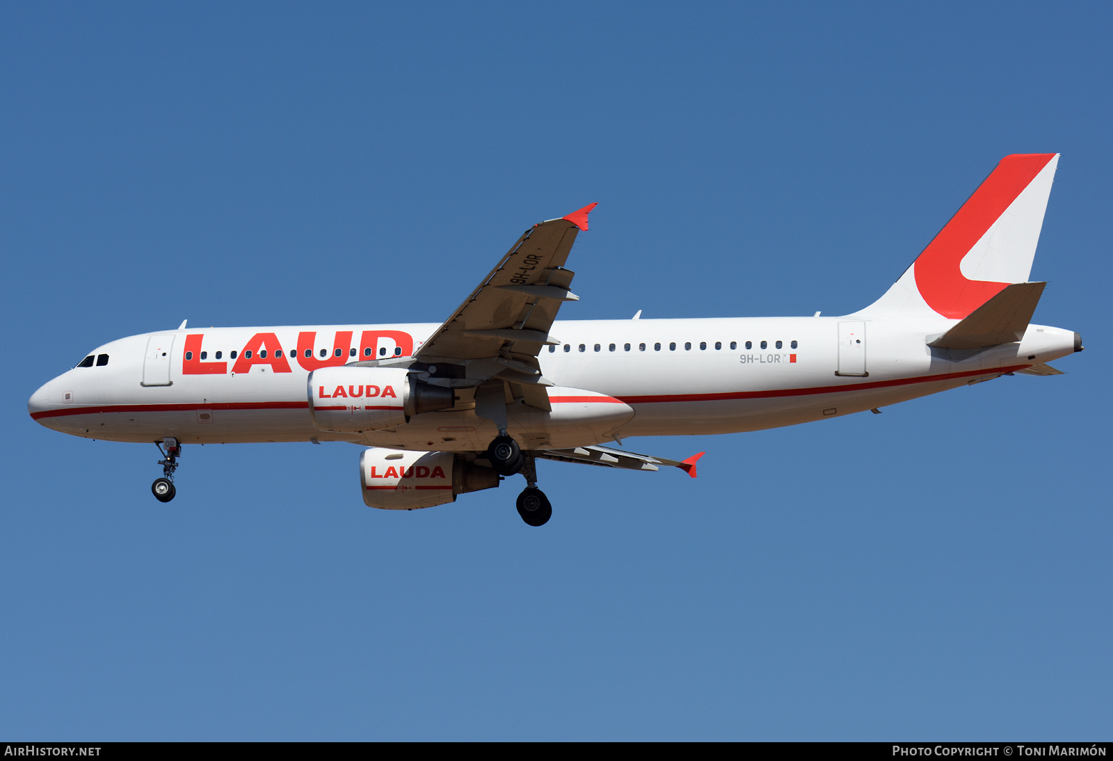 Aircraft Photo of 9H-LOR | Airbus A320-214 | Lauda | AirHistory.net #383040