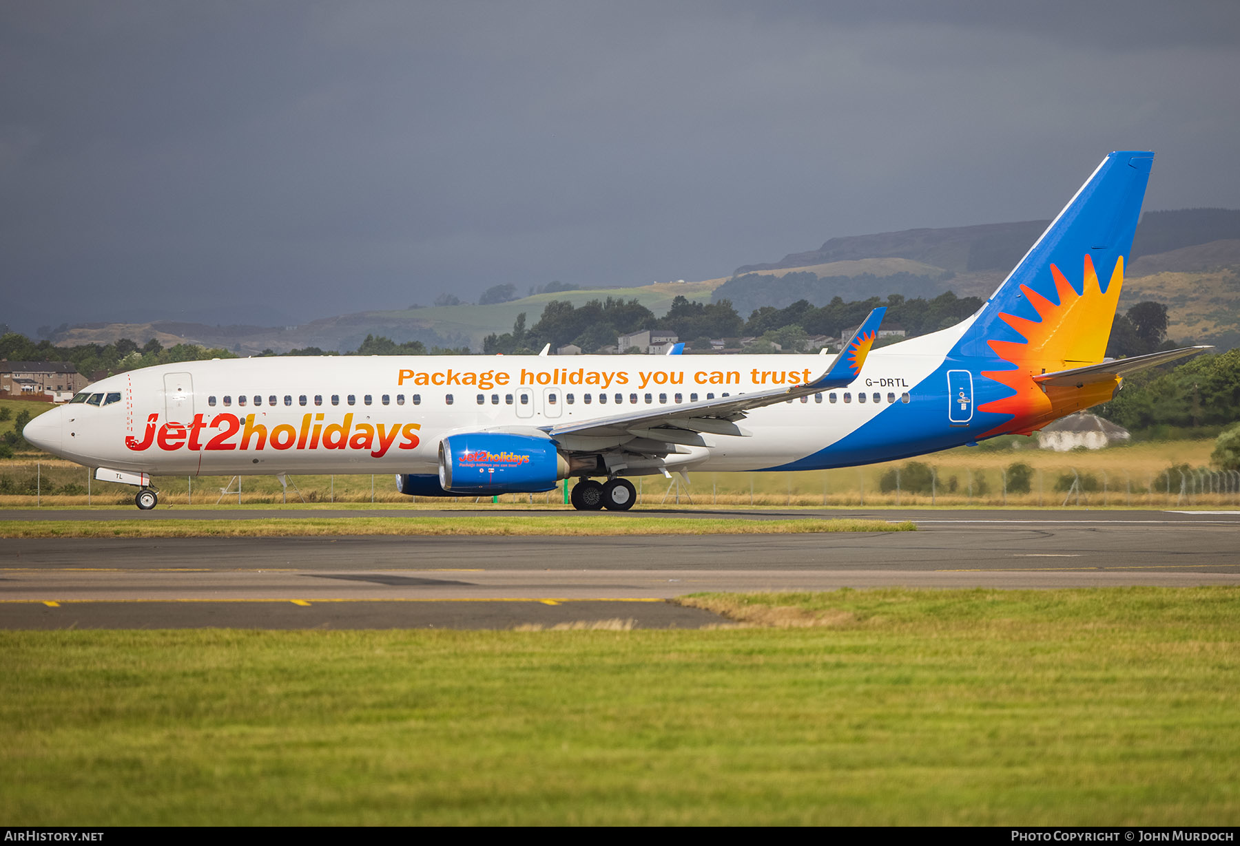 Aircraft Photo of G-DRTL | Boeing 737-8AL | Jet2 Holidays | AirHistory.net #383105