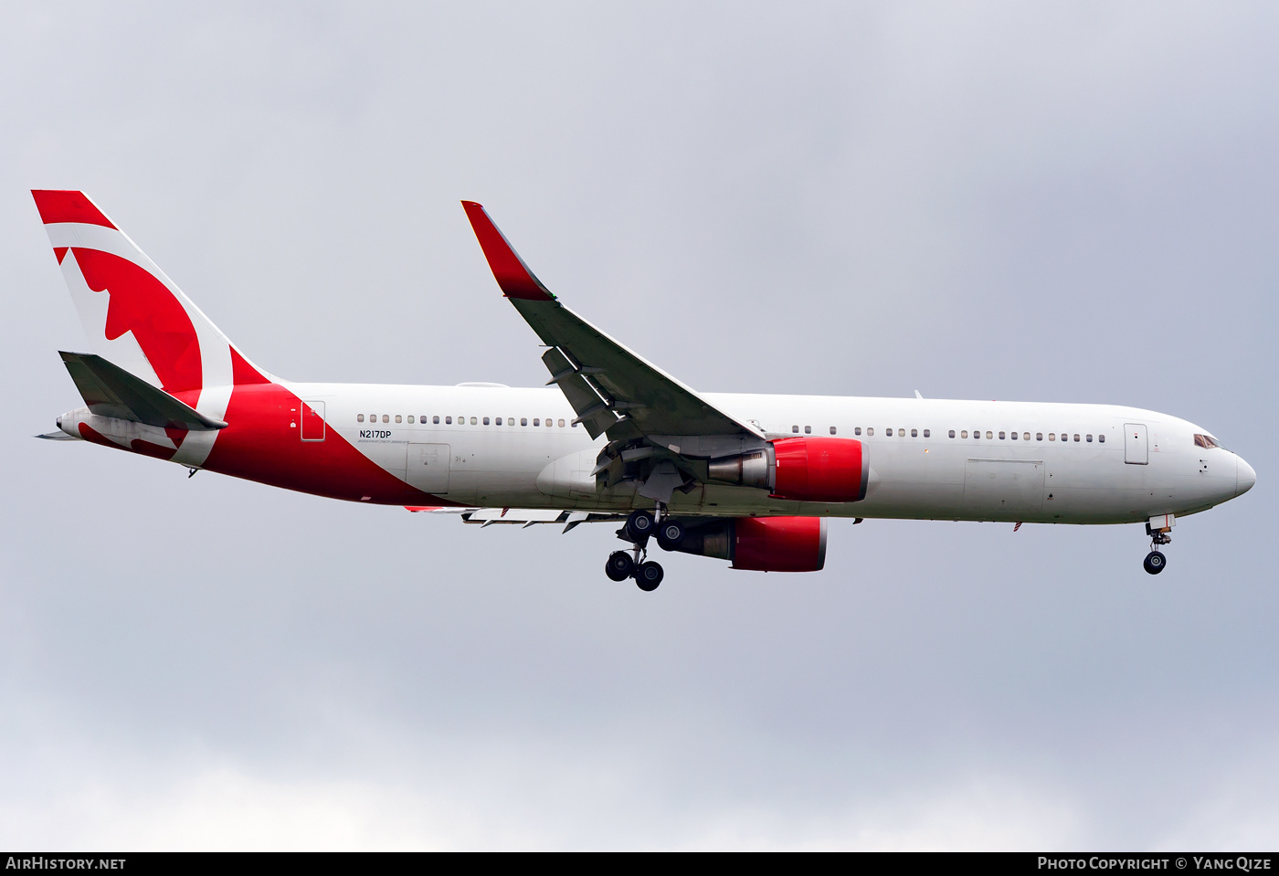 Aircraft Photo of N217DP | Boeing 767-333/ER | Air Canada Rouge | AirHistory.net #383160